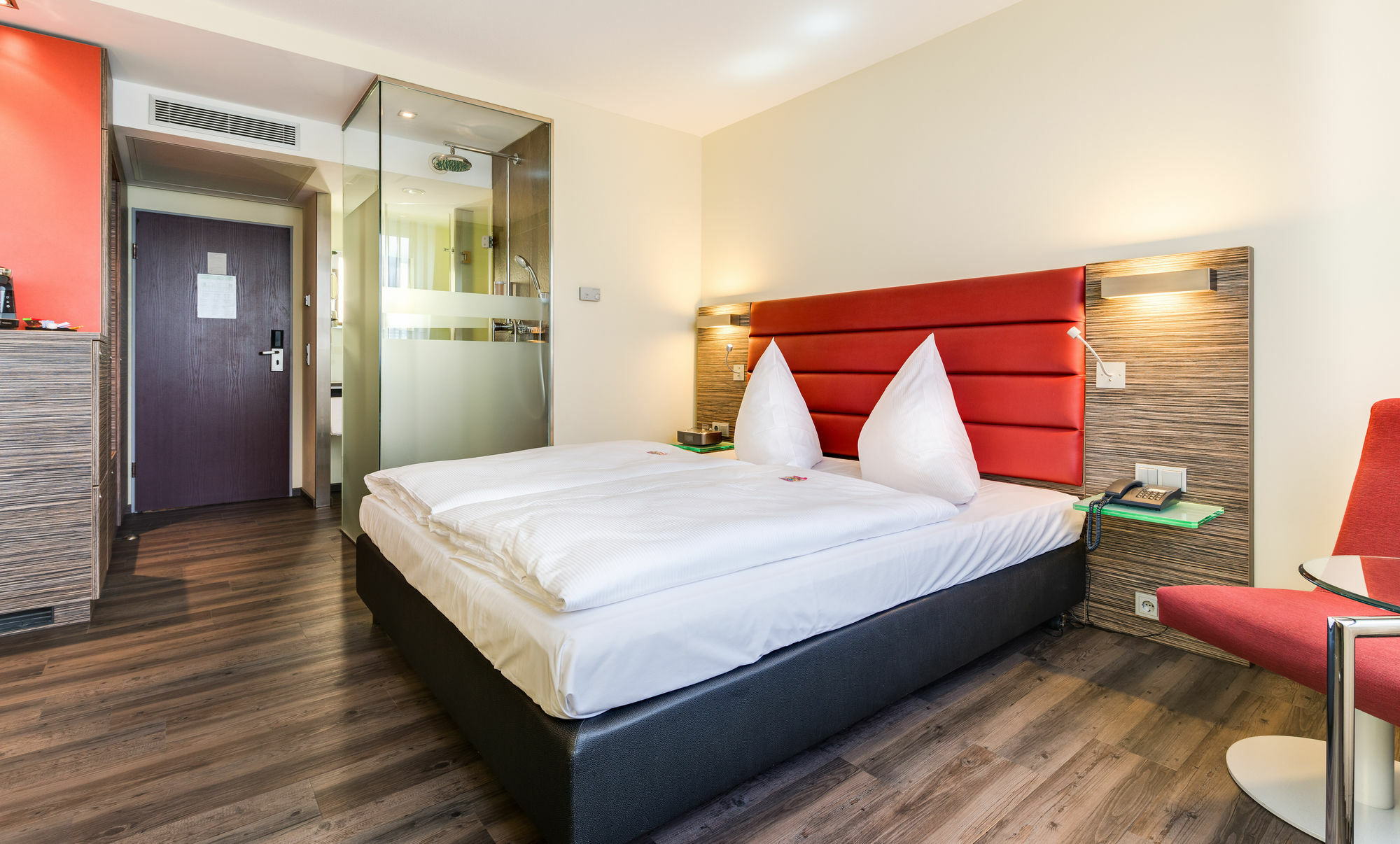 Novina Wöhrdersee Hotel 4*