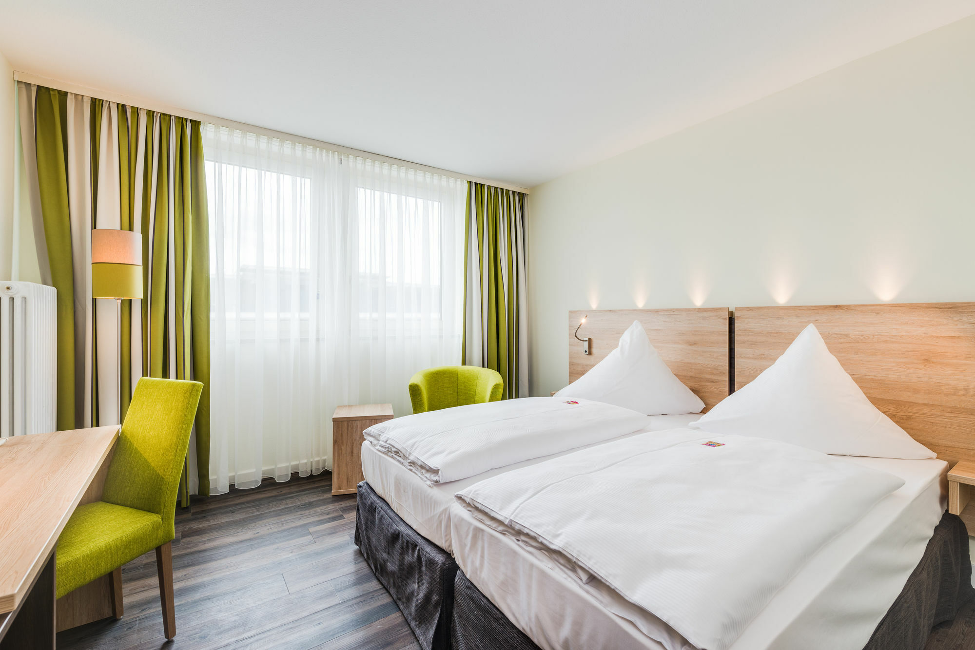 Novina Wöhrdersee 4*